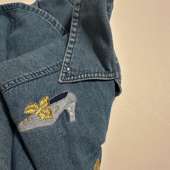Keren Hart Denim embroidered Button up Long sleeve embroidered shoe design - Picture 9 of 11